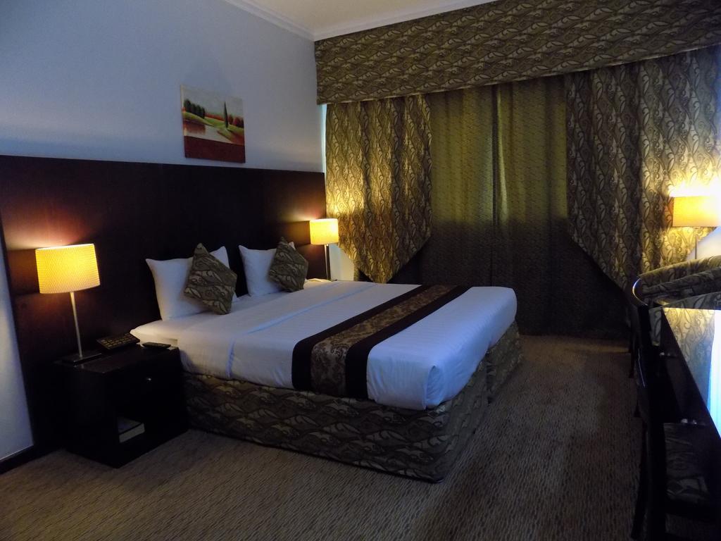 Dream Palace Hotel 두바이 외부 사진